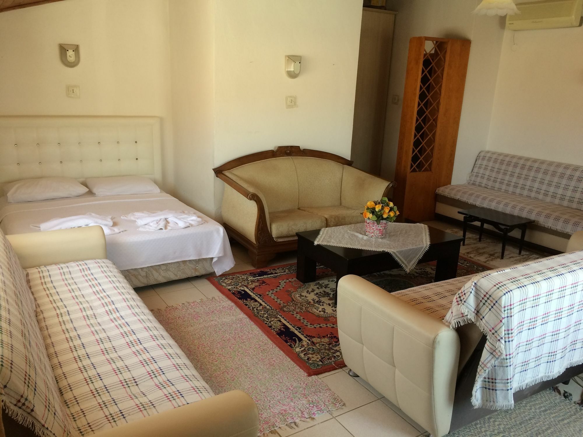 Parmis Rooms Çeşme المظهر الخارجي الصورة