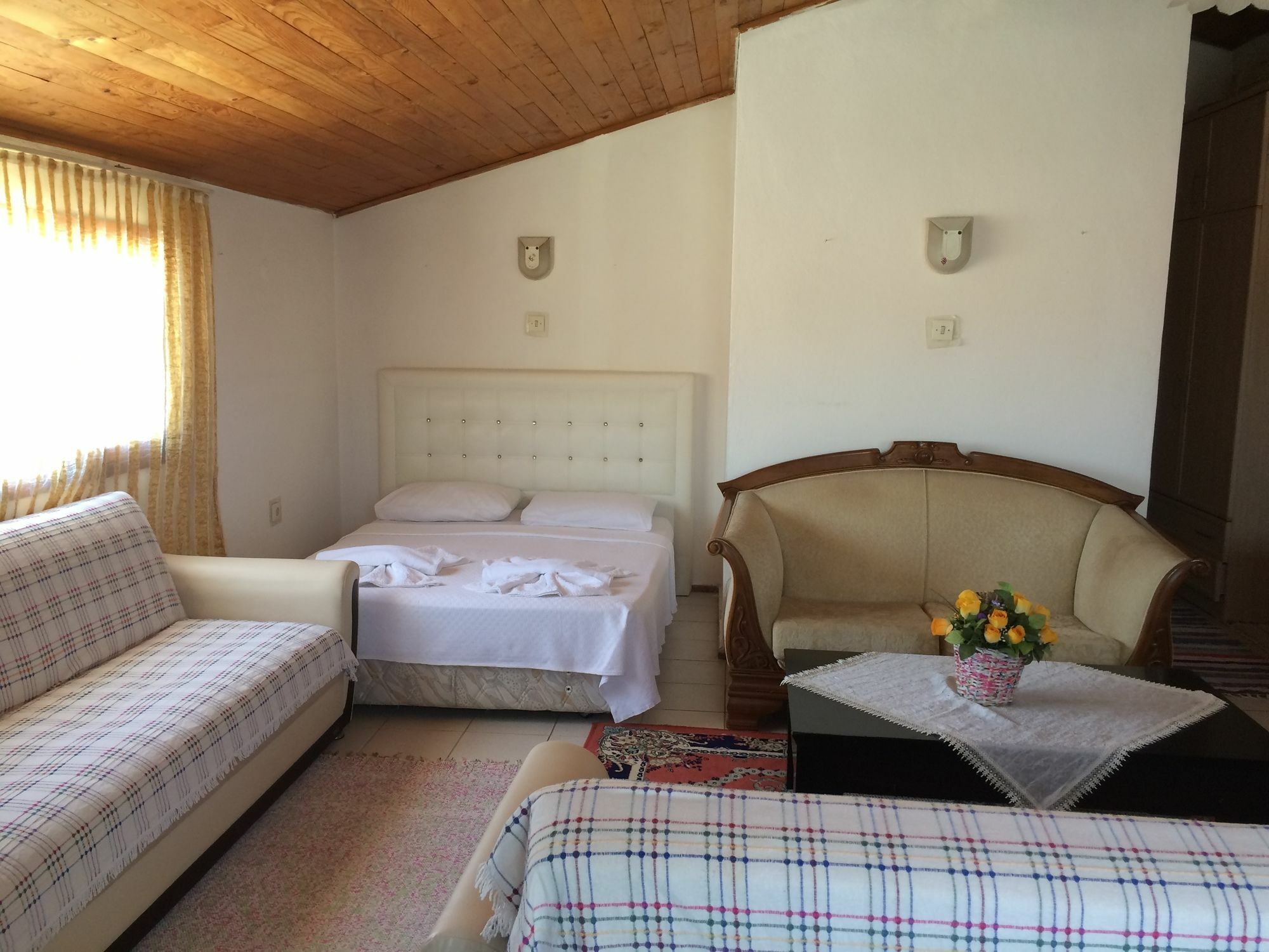 Parmis Rooms Çeşme المظهر الخارجي الصورة